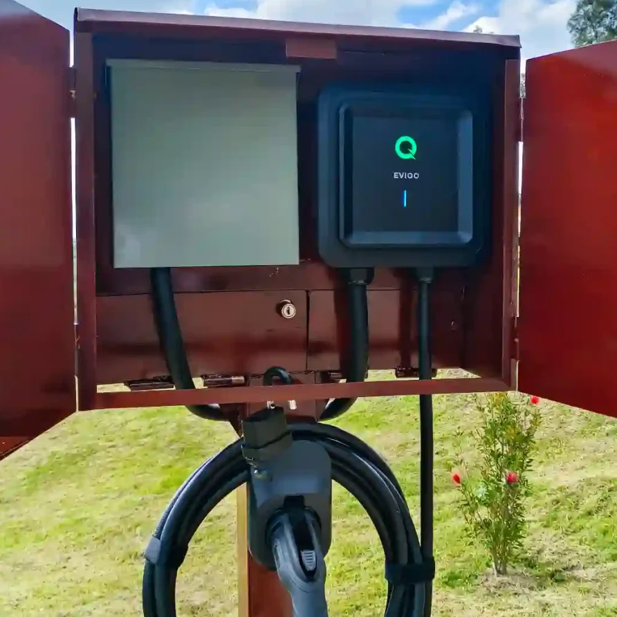 Estación de carga EV en Villa de Leyva.